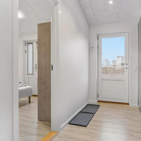 Gorgeous In With Wifi *